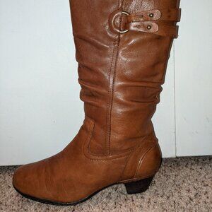 Women's Cobb Hill Leather Tan Tall Riding Calf boots size 9M.